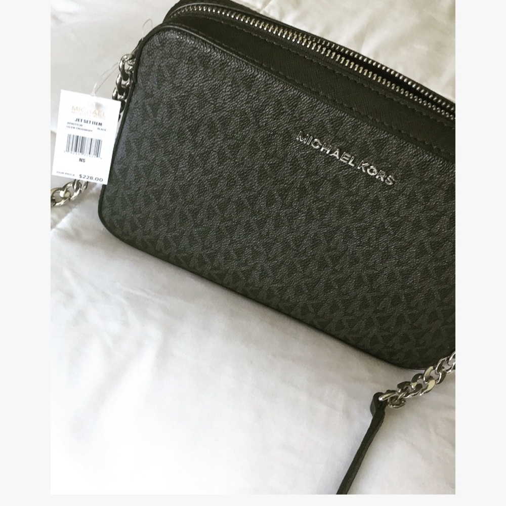 Michael Kors Jet Set Crossbody Purse
